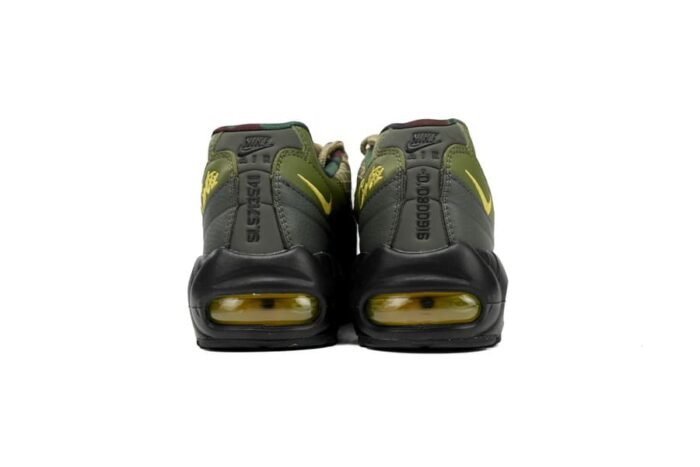 Corteiz x Nike Air Max 95 Gutta Green - Imagem 5