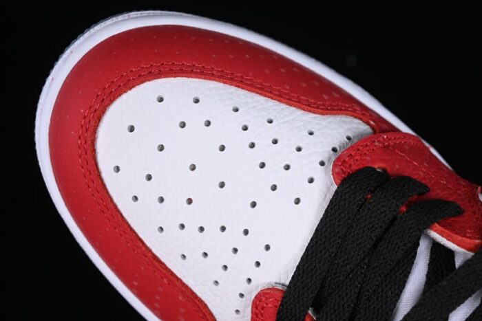 Air Jordan 1 High Spider-Man Origin Story - Imagem 9