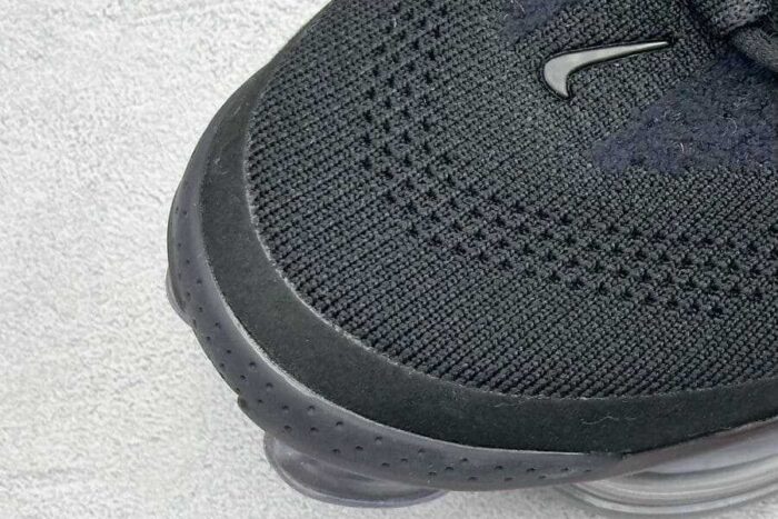 Air Max Scorpion Flyknit Black and Persian Violet - Imagem 4