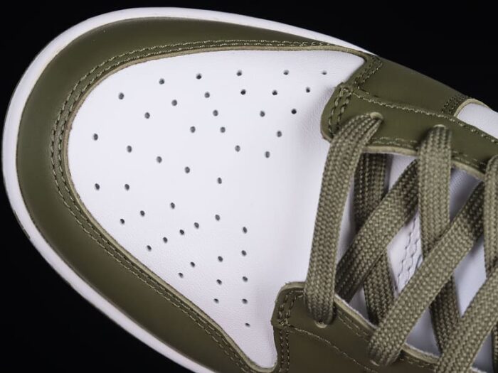 Nike Dunk Low Medium Olive - Imagem 3