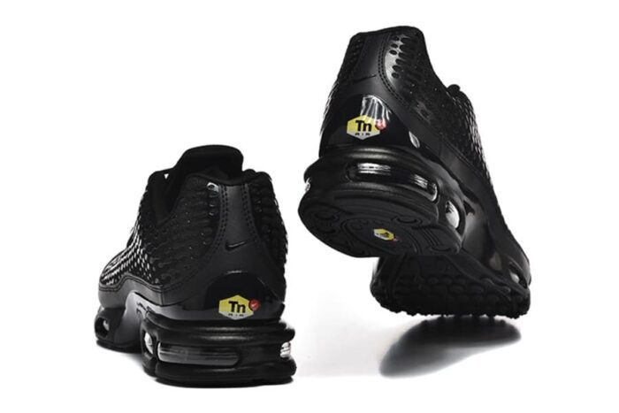 Air Max Plus 7 Triple Black - Imagem 4