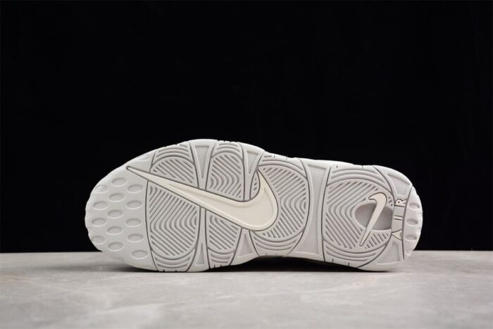 Nike Air More Uptempo Photon Dust - Imagem 10