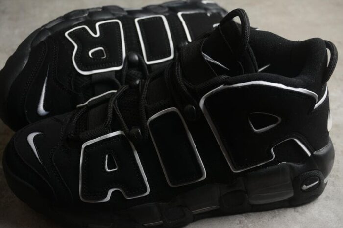 Nike Air More Uptempo Black White - Imagem 3