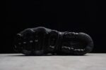 Nike Air Vapormax Plus Triple Black - Imagem 3
