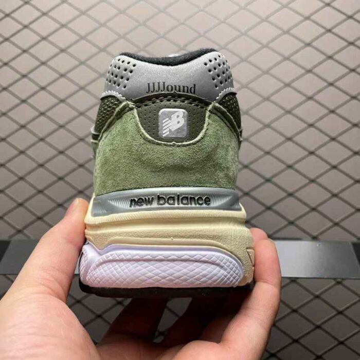 New Balance x JJJJound 990v3 MiUSA Vert Olive - Imagem 4