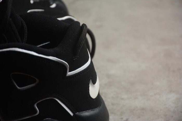 Nike Air More Uptempo Black White - Imagem 10