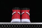 Air Jordan 1 High Spider-Man Origin Story - Imagem 10