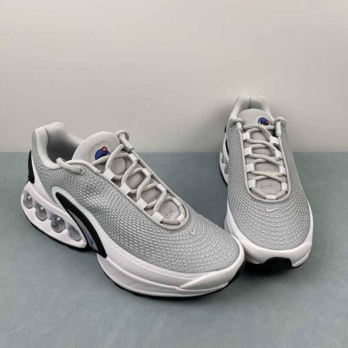 Nike Air Max DN Pure Platinum Hyper Royal - Imagem 9