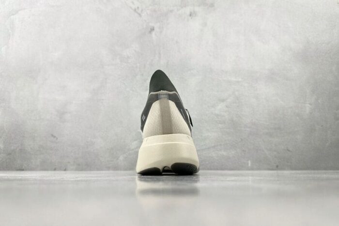 Y-3 x Adidas Adizero Adios Pro 4 'Alumina Cinder' - Imagem 5