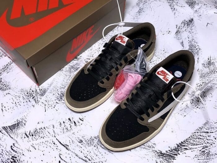 Jordan 1 Low Travis Scott Cactus Jack - Imagem 8