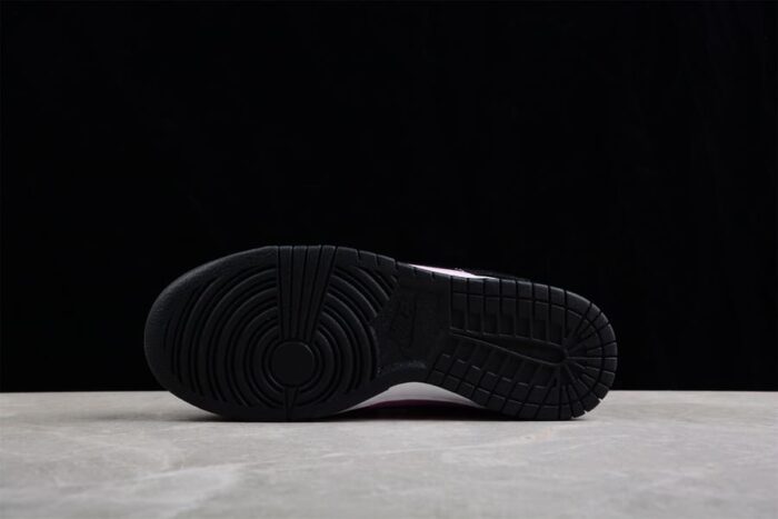 Nike Dunk Low Black Patent Pink - Imagem 9
