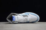 Air Jordan 1 High Hyper Royal - Imagem 9