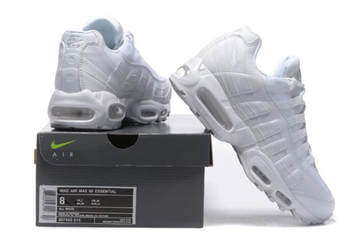 Nike Air Max 95 Triple White - Imagem 6