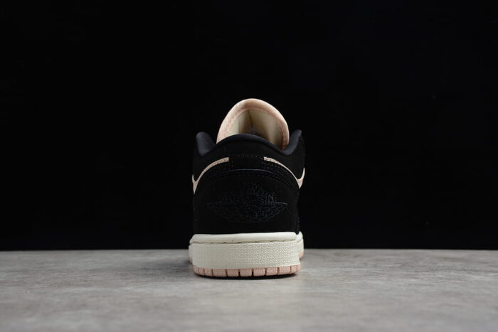 Jordan 1 Low Black Guava Ice - Imagem 8
