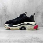 Balenciaga Triple S Black - Imagem 3