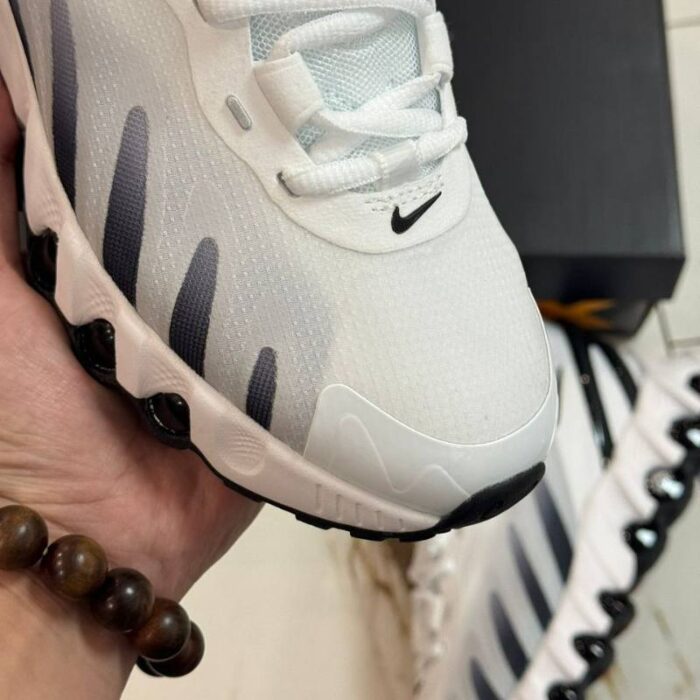 Nike Air Max Dn8 White Black - Imagem 4