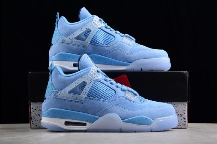 Air Jordan 4 Retro 'UNC' PE - Imagem 3