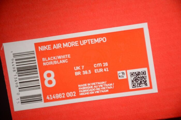 Nike Air More Uptempo Black White - Imagem 13