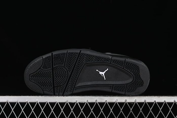 Air Jordan 4 RM Black Cat - Imagem 8