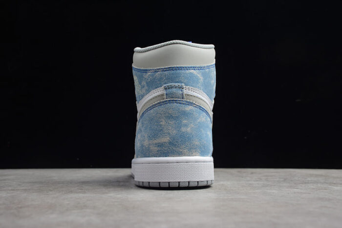 Air Jordan 1 High Hyper Royal - Imagem 7