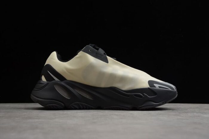 Adidas Yeezy 700 MNVN Bone - Imagem 5