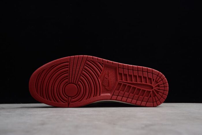Air Jordan 1 High OG 'Bred Toe' - Imagem 12