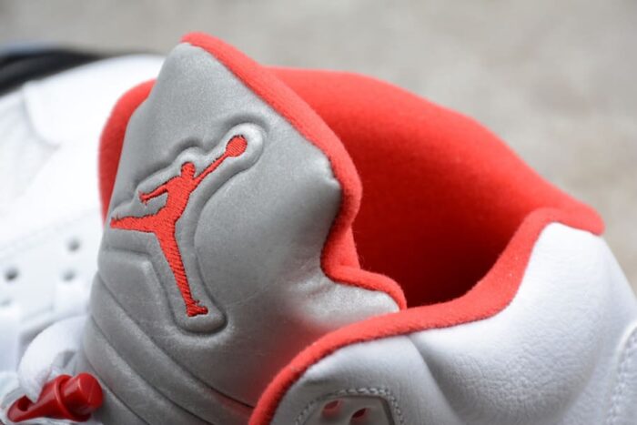 Air Jordan 5 Retro Fire Red - Imagem 4