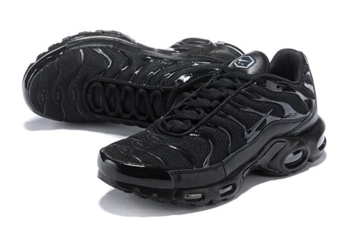 Air Max TN Plus "Triple Black" - Imagem 3