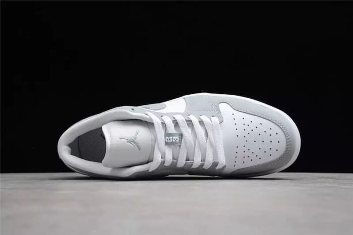 Jordan 1 Low Wolf Grey - Imagem 4