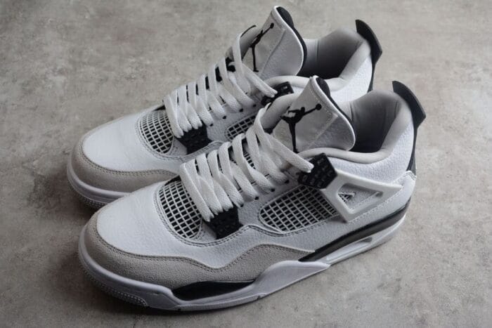 Air Jordan 4 Military Black - Imagem 3