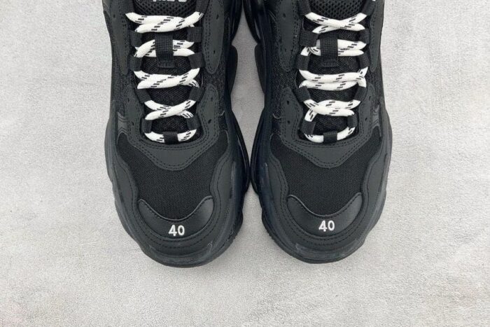 Balenciaga Triple S Triple Black - Imagem 6