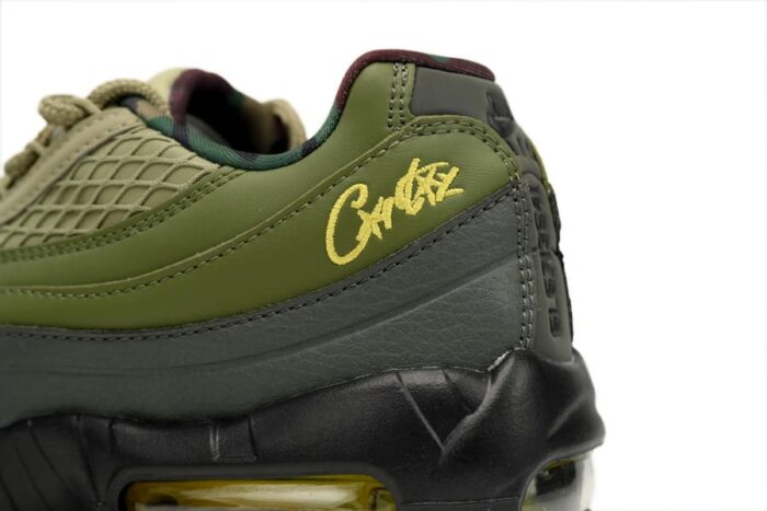 Corteiz x Nike Air Max 95 Gutta Green - Imagem 4