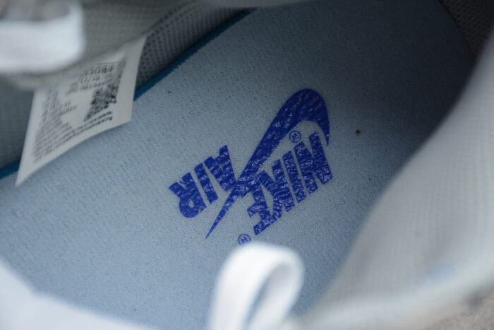 Air Jordan 1 High Hyper Royal - Imagem 11