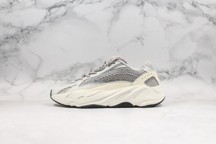 Adidas Yeezy Boost 700 V2 Static - Imagem 2