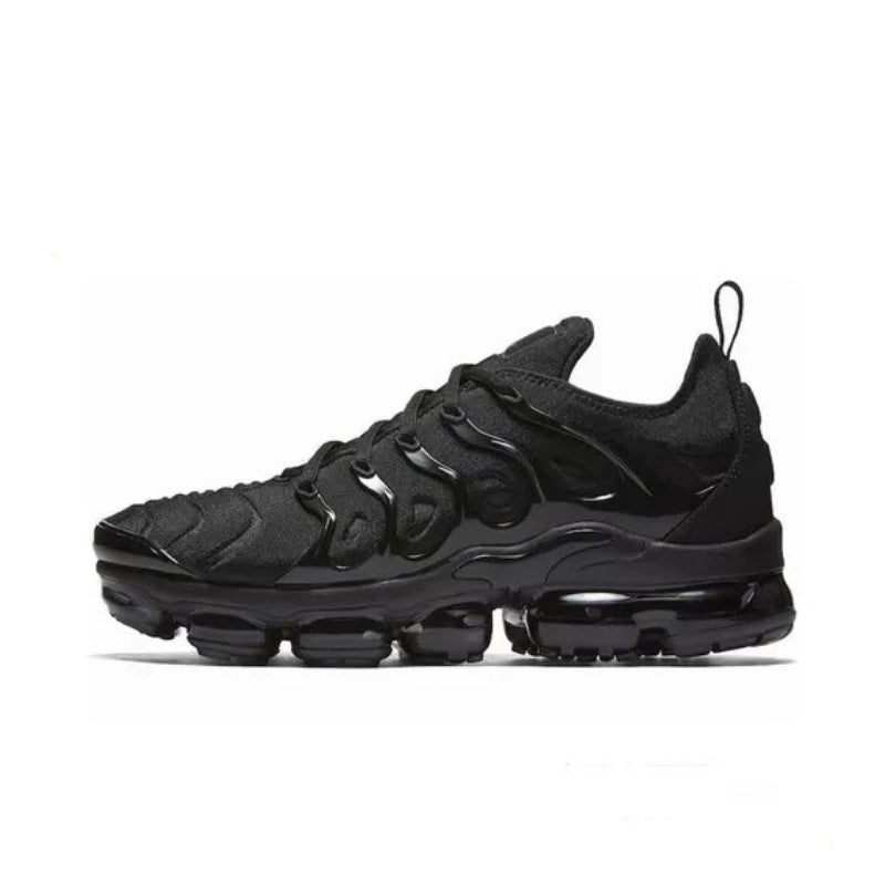 Design_sem_nome_11zon_94b8fed1-1b21-433f-995e-818af75a1294 Nike Air Vapormax Plus Triple Black - Imagem 1
