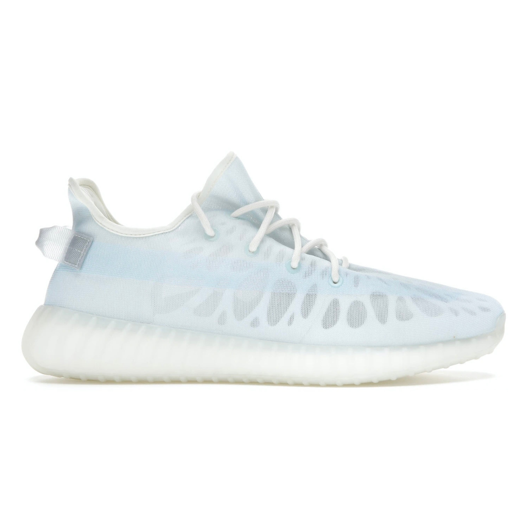 Designsemnome-2024-07-23T172934.381 Adidas Yeezy Boost 350 V2 Mono Ice - Imagem 1