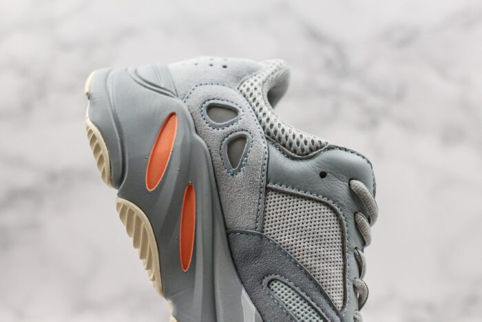 Adidas Yeezy Boost 700 Inertia - Imagem 4