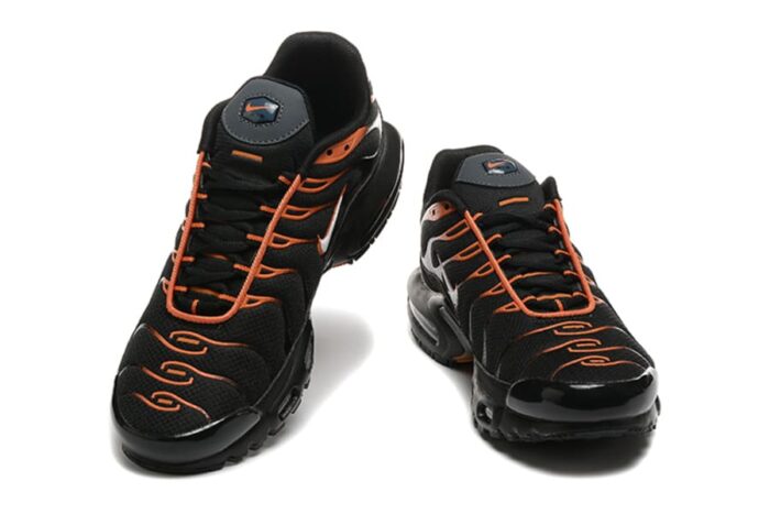 Air Max TN Plus Dark Obsidian Orange - Imagem 4
