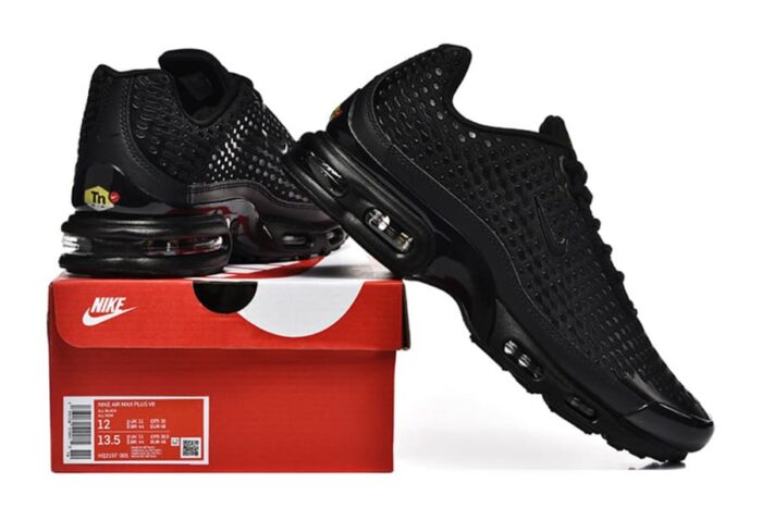 Air Max Plus 7 Triple Black - Imagem 2