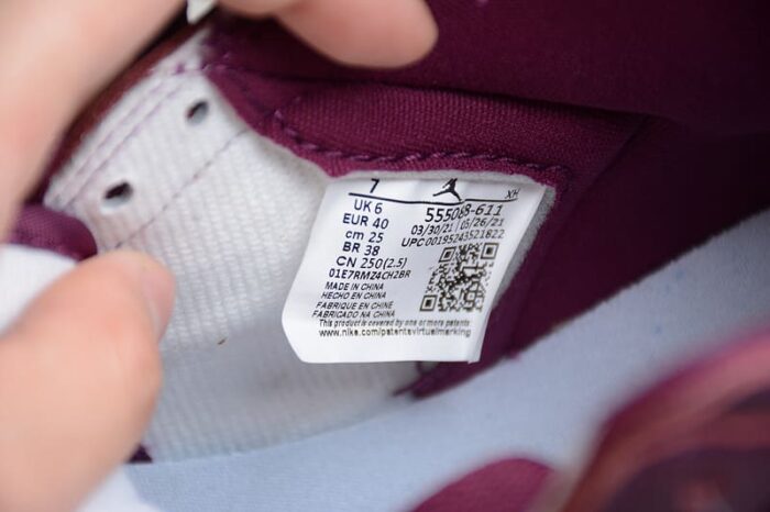 Air Jordan 1 High OG Bordeaux - Imagem 12