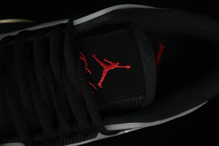 Air Jordan 4 RM Black Sail - Imagem 8