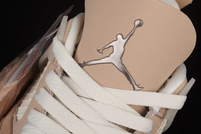 Air Jordan 4 Retro SHIMMER - Imagem 5