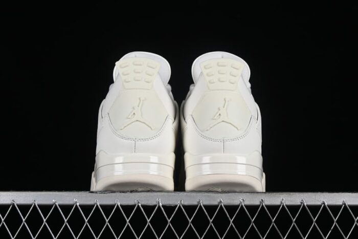 Air Jordan 4 Metallic Gold - Imagem 6