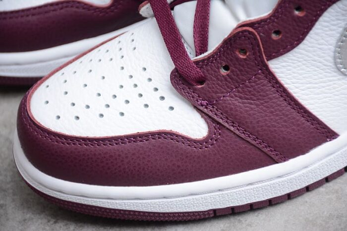 Air Jordan 1 High OG Bordeaux - Imagem 7