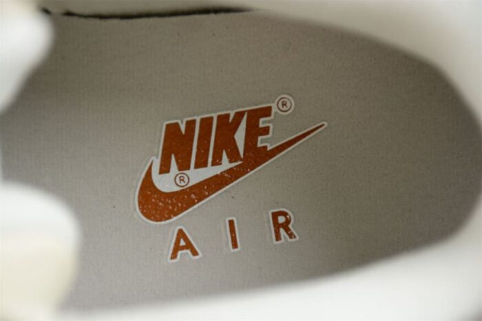 Nike Air More Uptempo Coconut Milk - Imagem 10
