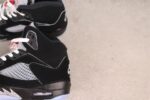 Air Jordan 5 Retro OG Black Metallic - Imagem 7