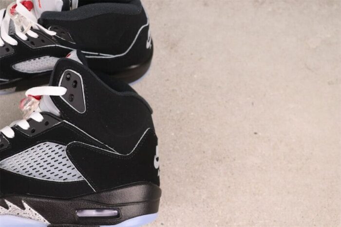 Air Jordan 5 Retro OG Black Metallic - Imagem 7