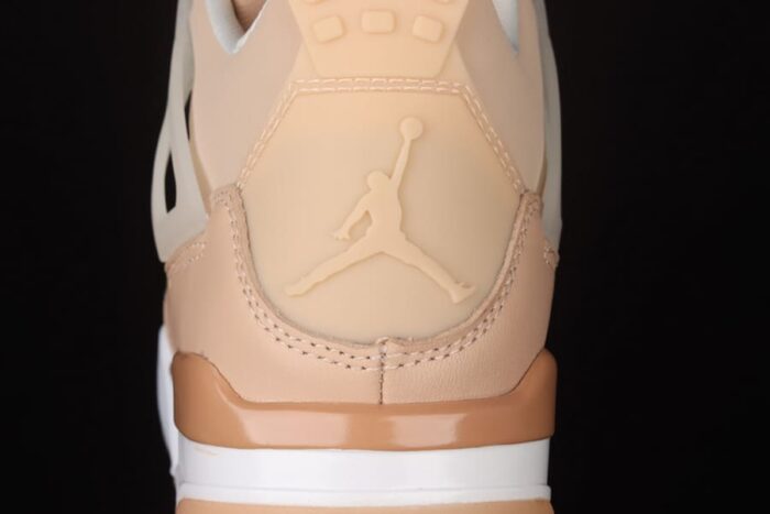 Air Jordan 4 Retro SHIMMER - Imagem 4