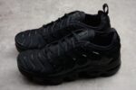 Nike Air Vapormax Plus Triple Black - Imagem 7
