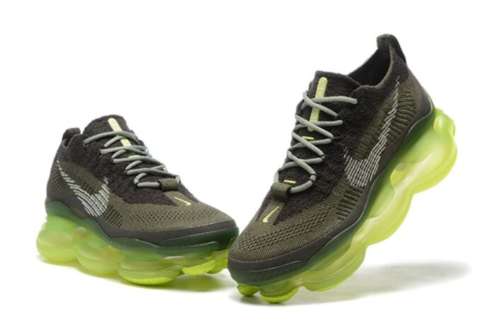 Air Max Scorpion Flyknit Barely Volt - Imagem 4